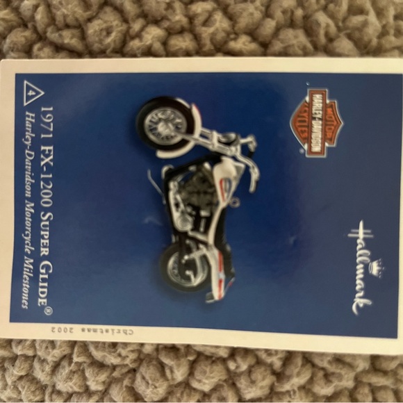 Harley Davidson Hallmark Keepsake ornament - Picture 5 of 6